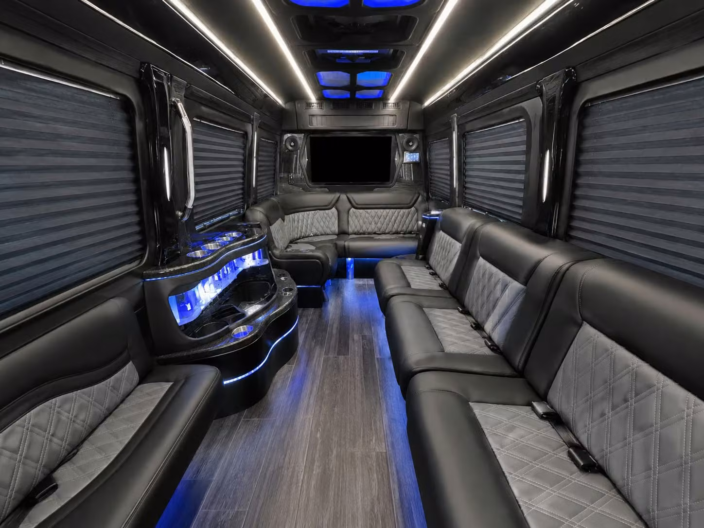 school field trip charter bus rentals in baltimore